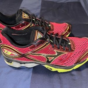 Mizuno Wave Creation 13 Running Shoes Mens Size 10.5